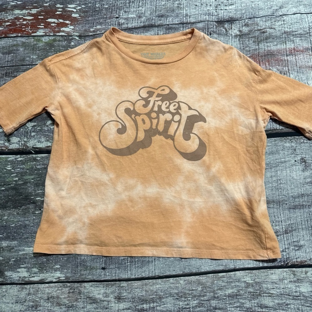 Free Spirit Retro Graphic Tee